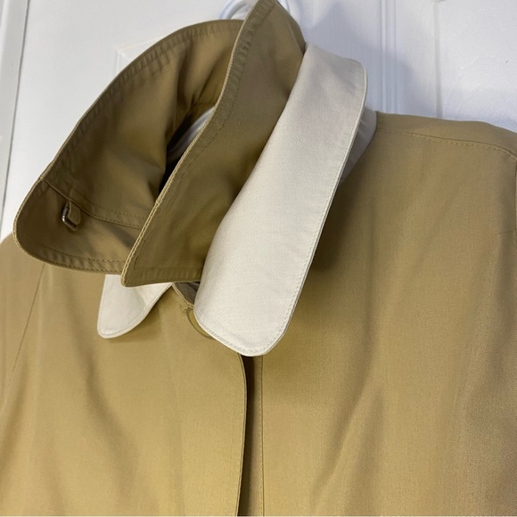Vintage trench coat with rain guard - Picture 5 of 12